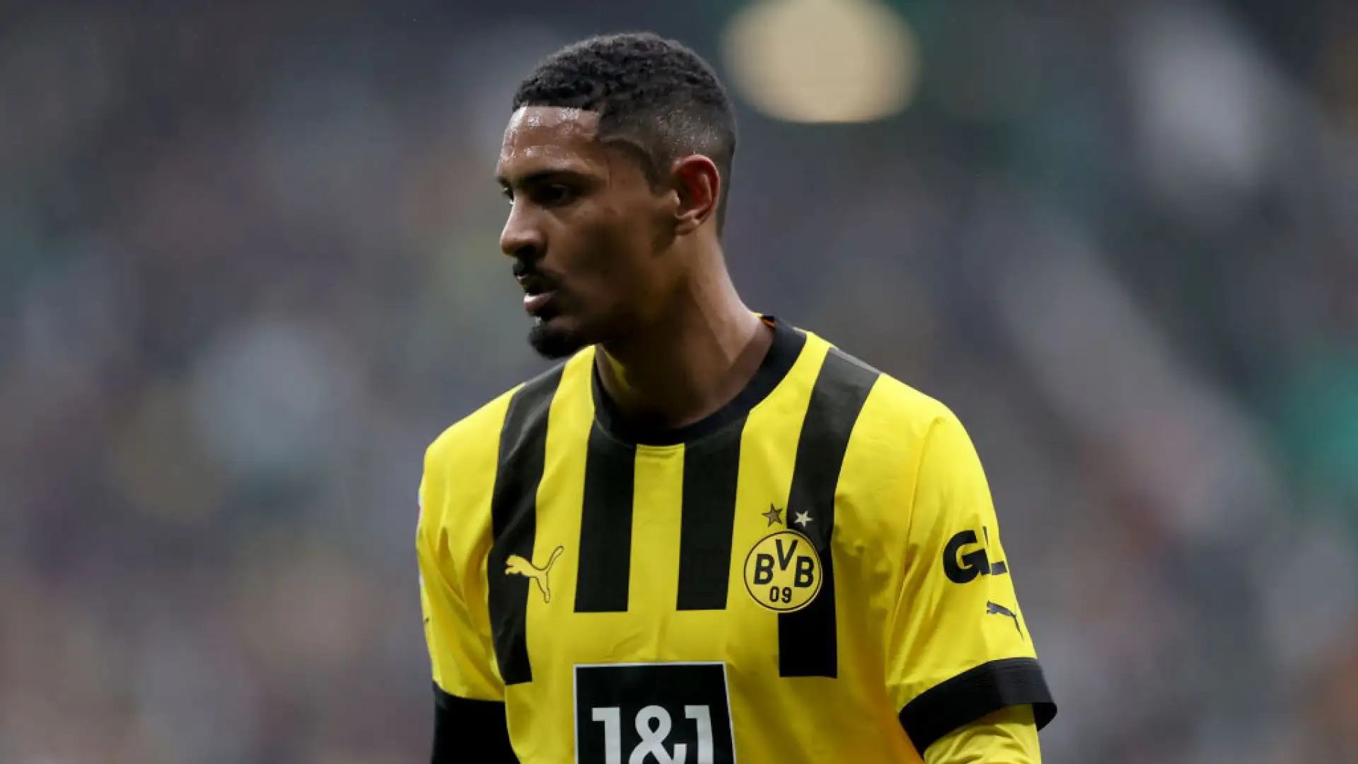 2-Sébastien Haller: 11 milioni di euro all'anno