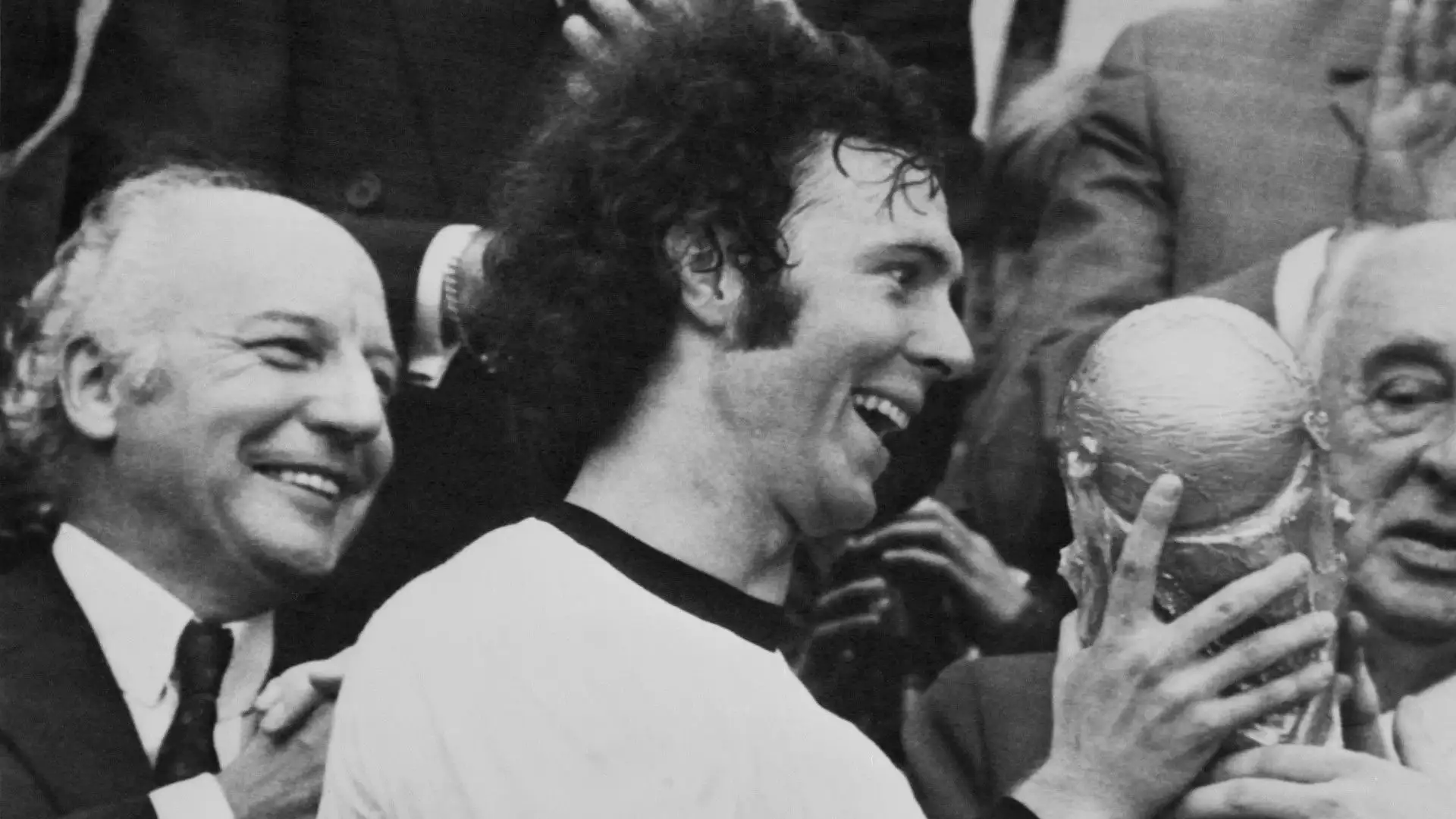 6- Franz Beckenbauer
