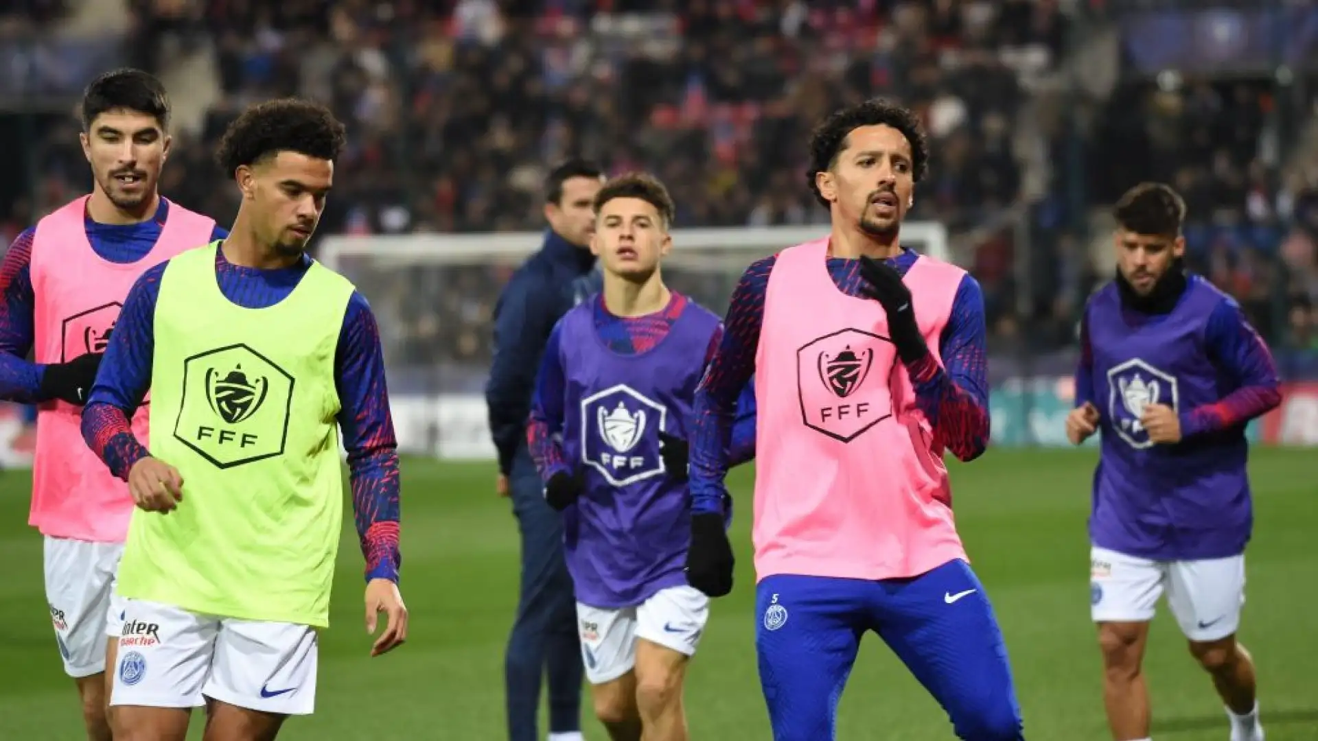 Warren Zaïre-Emery non ha ancora esordito con la nazionale maggiore francese, però ha giocato nell'Under-19