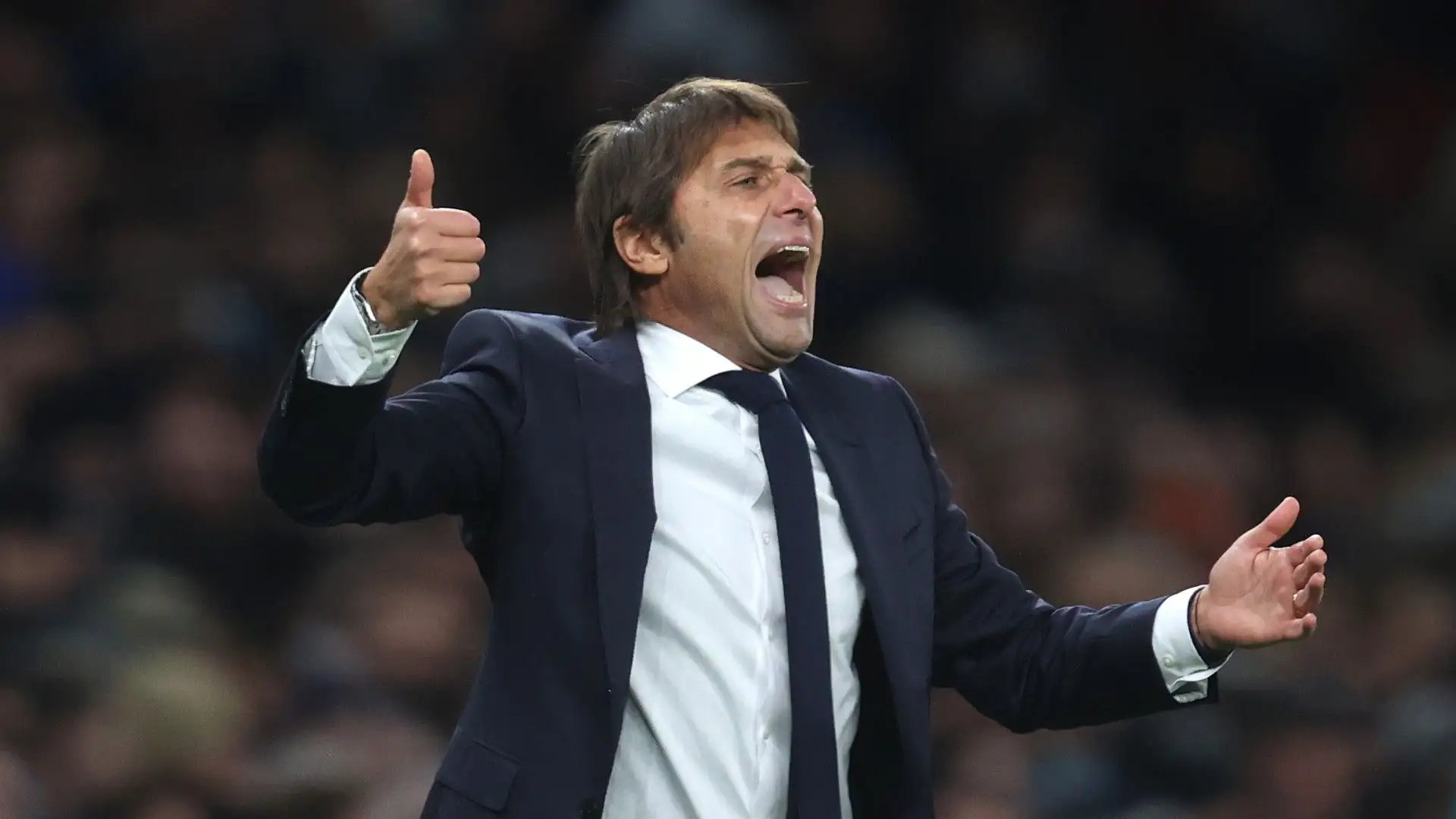I tifosi del Napoli si augurano che Conte possa risollevare lo spirito della squadra e toccare le corde giuste per riportare
