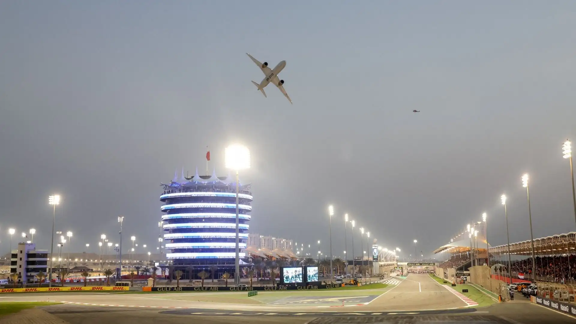 Ecco un'immagine panoramica dell'aeroplano