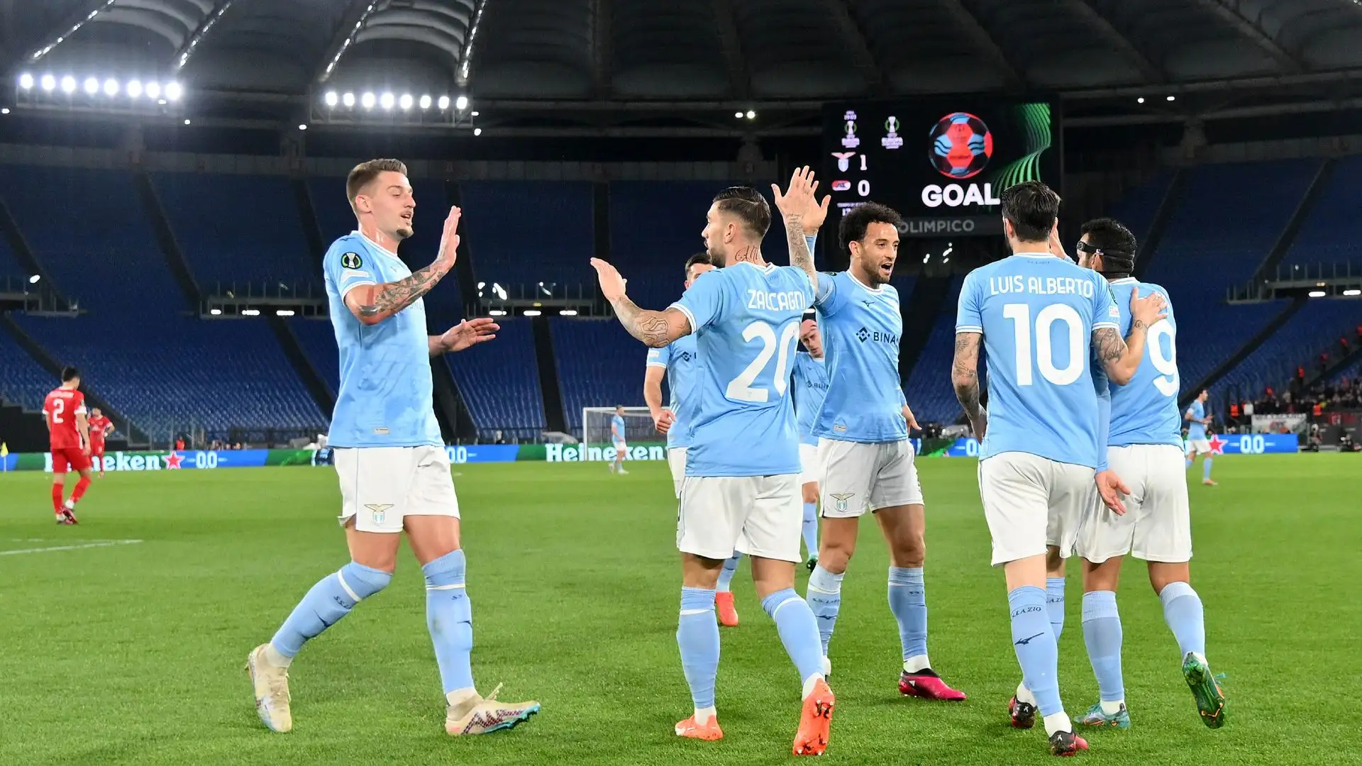 La gara si è messa in discesa per la squadra di Sarri.