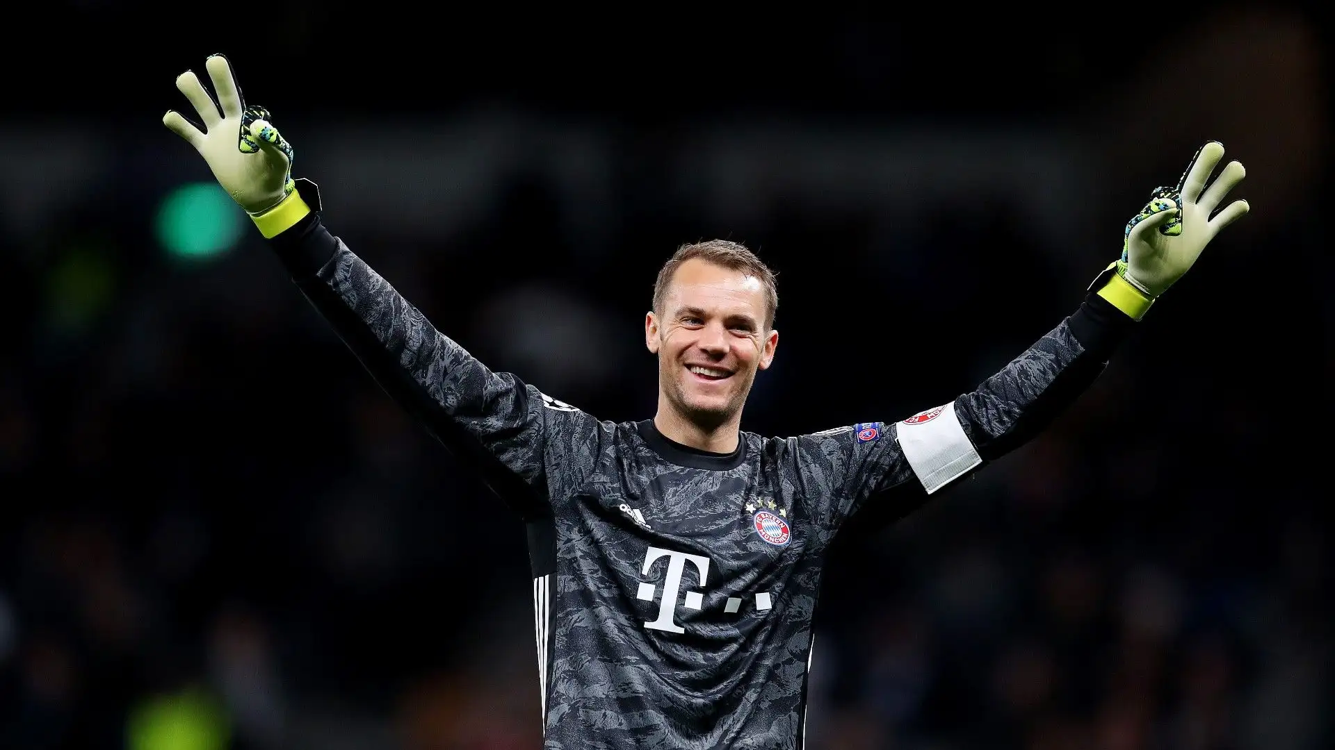 8- Manuel Neuer
