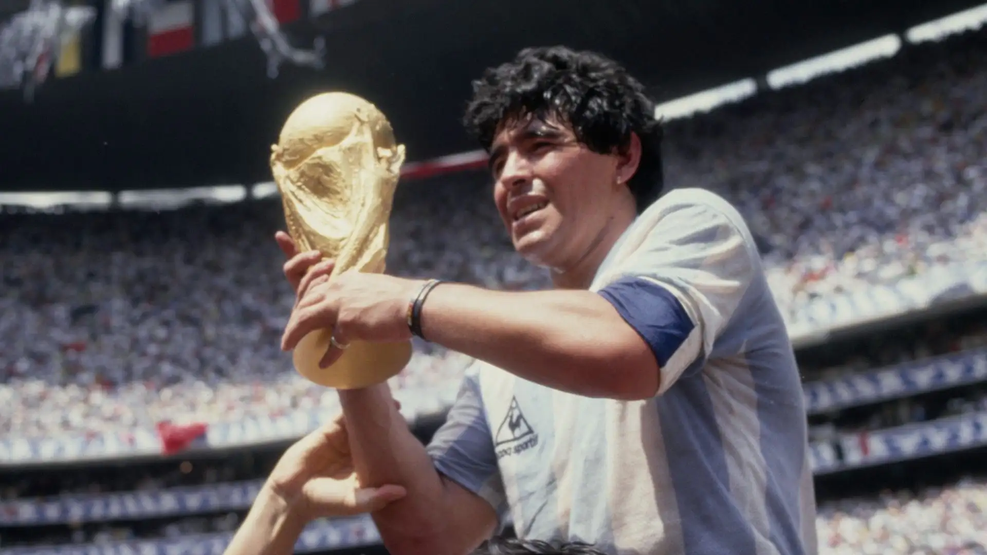 Diego Armando Maradona
