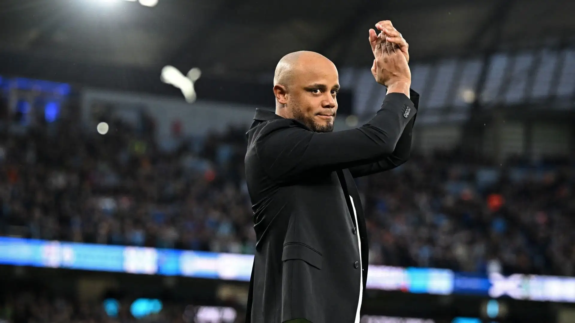 Vincent Kompany è tornato nello stadio in cui ha vinto tantissimo