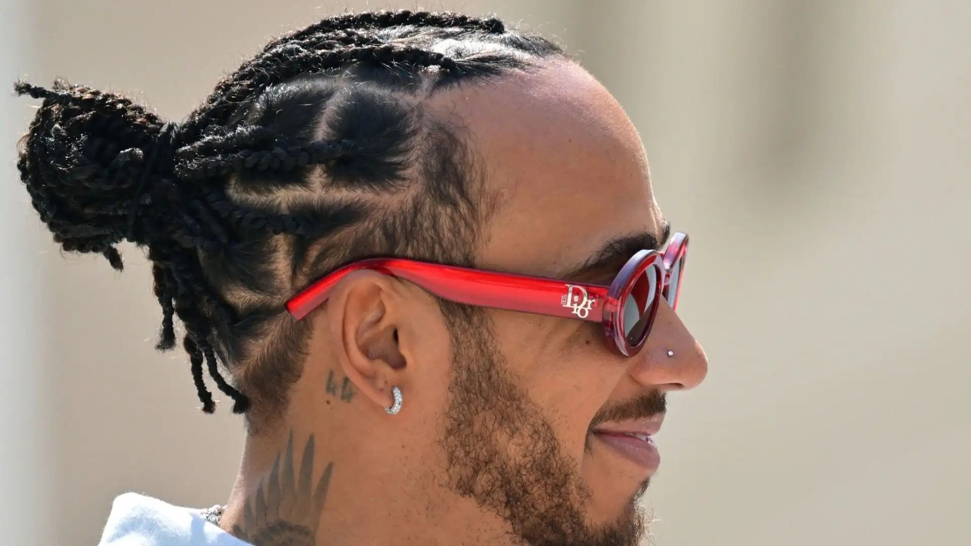 Hamilton potrà dunque correre con il piercing
