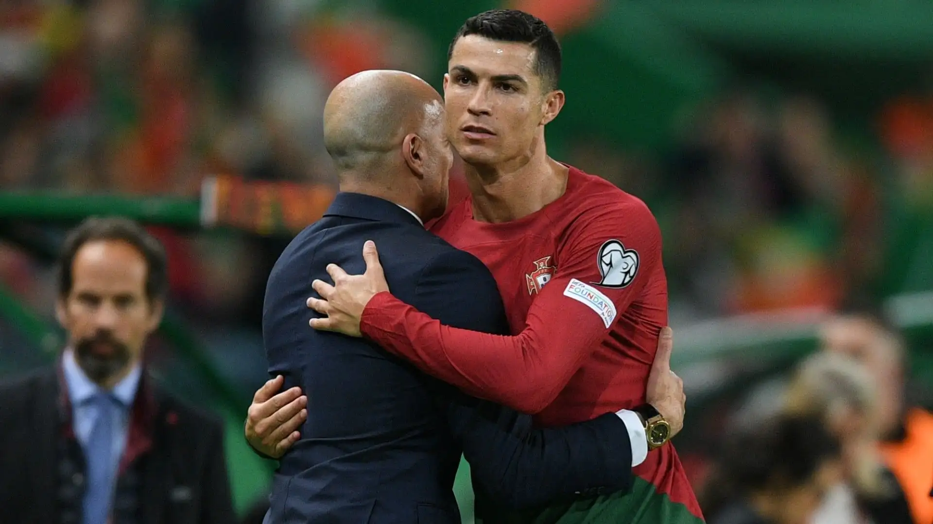 E' diventato il giocatore con più presenze di sempre al mondo per una nazionale maschile: 197
