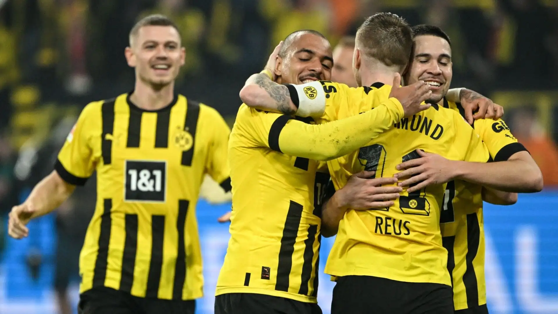 Doppietta di Haller e di Reus oltre ai gol di Guerreiro e Malen