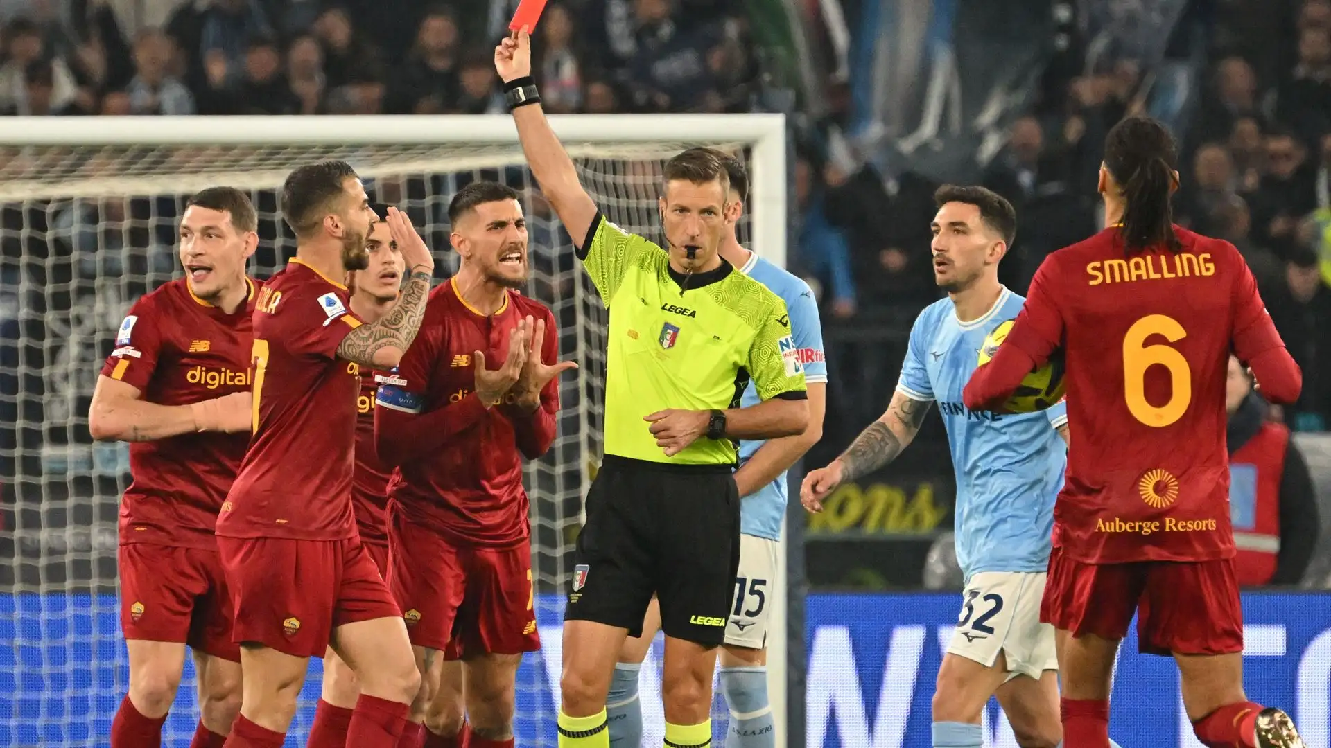 L'arbitro Massa, ovviamente, non ha cambiato idea