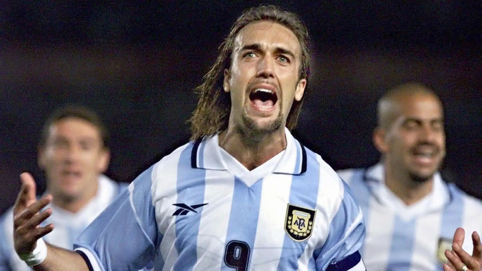 Gabriel Omar Batistuta al Fulham nel 2002
