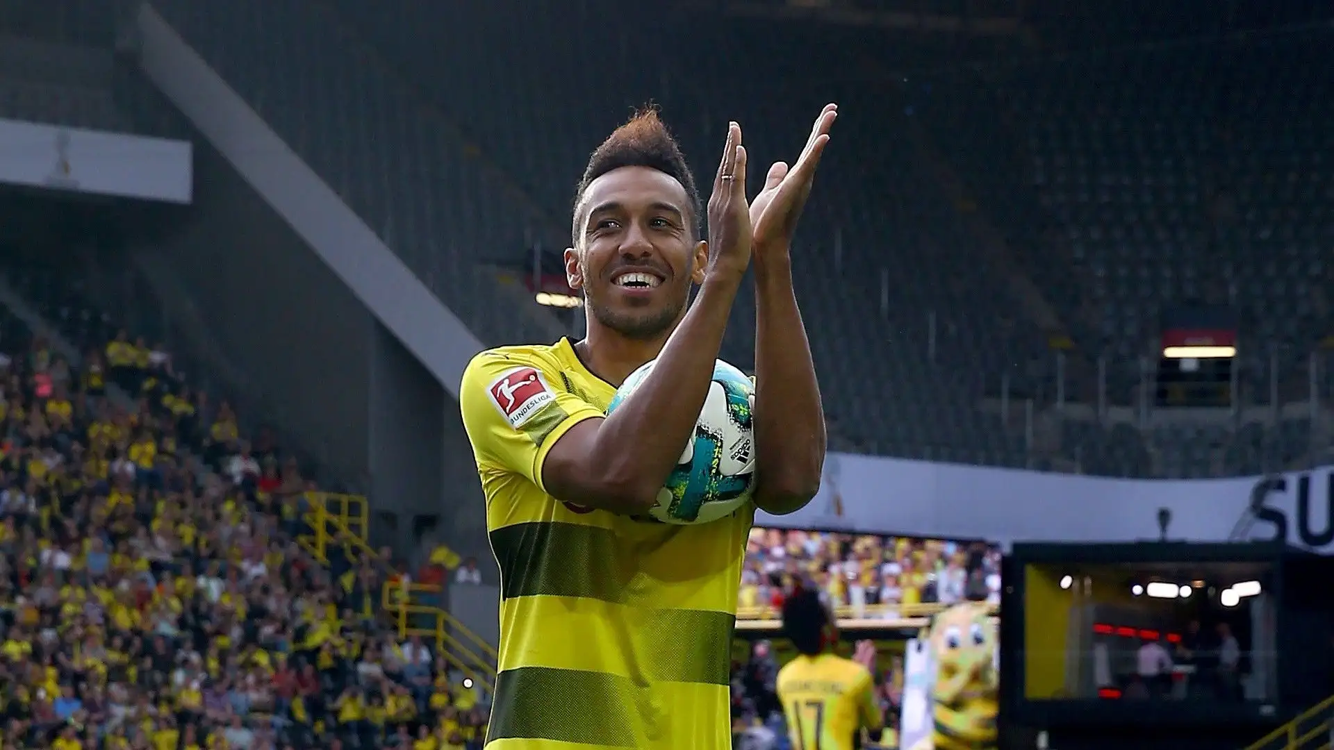 6- Pierre-Emerick Aubameyang nella stagione 2017-2018 dal Borussia Dortmund all'Arsenal per 63,8 milioni di euro
