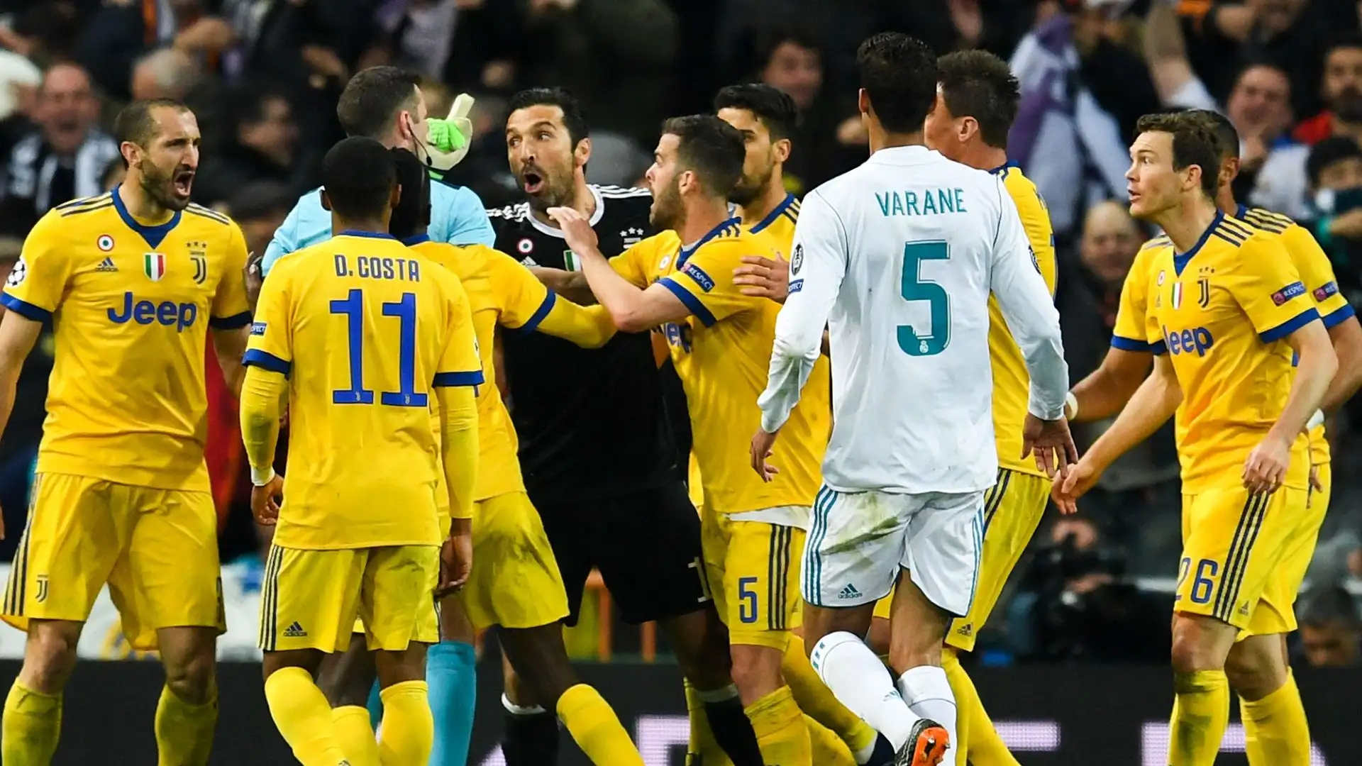 Buffon protestò vivacemente e venne espulso