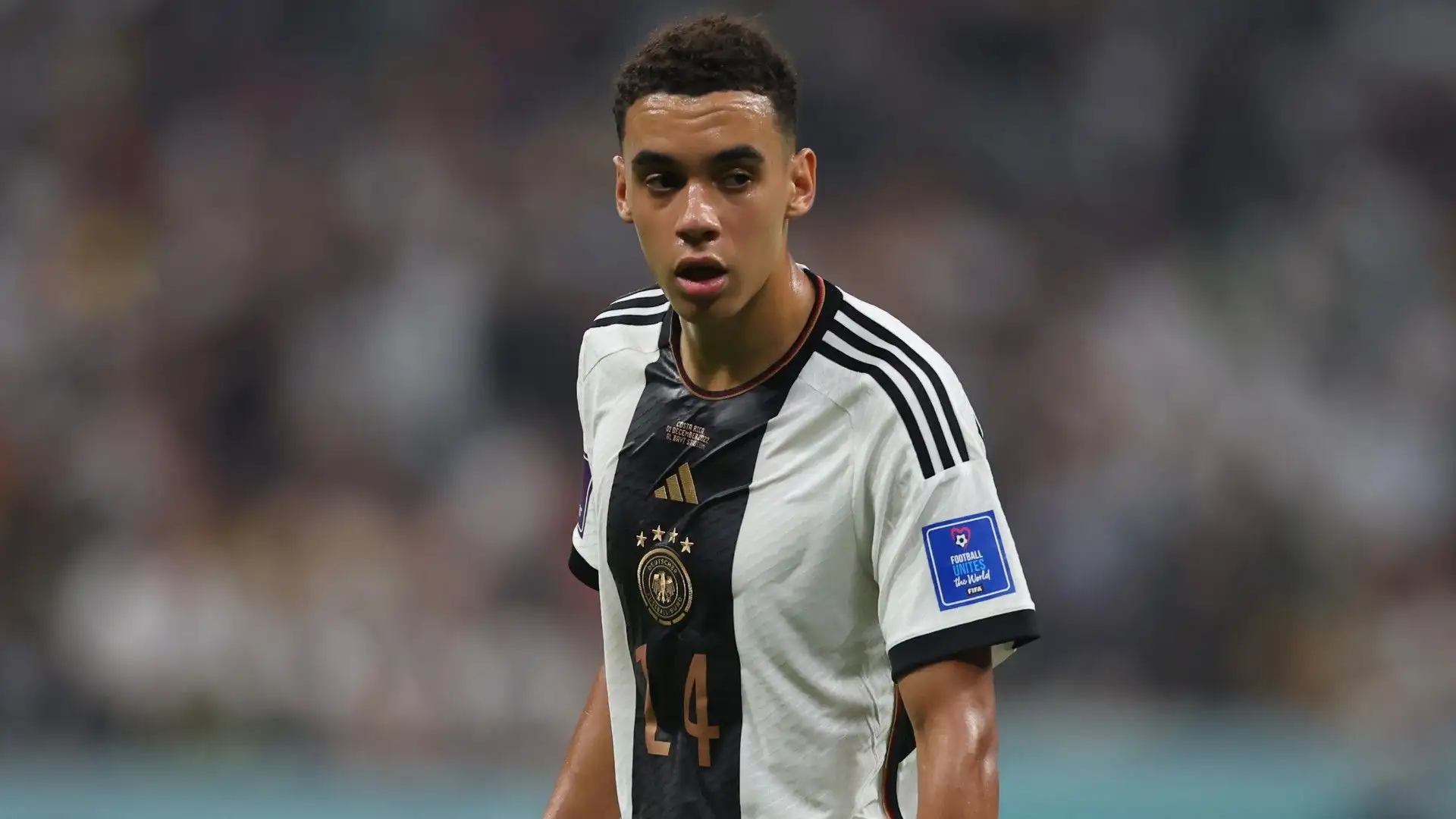 Jamal Musiala è nato a Stoccarda e dal 2021 gioca nella Germania