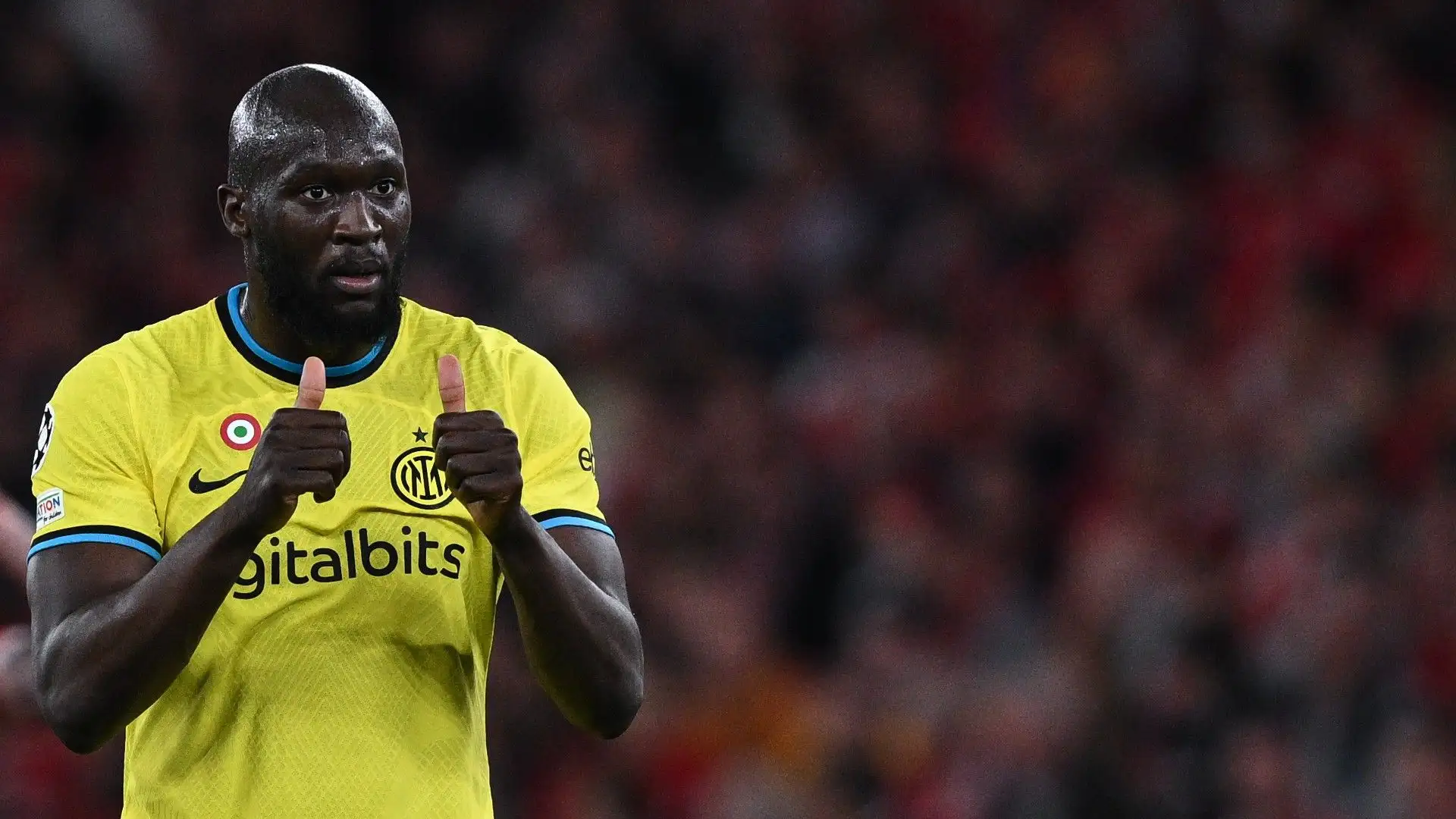 Romelu Lukaku (Inter): bomber bravo in campo e fuori. L'attaccante parla olandese, francese, lingala (una lingua congolese), inglese, italiano, portoghese, tedesco e spagnolo
