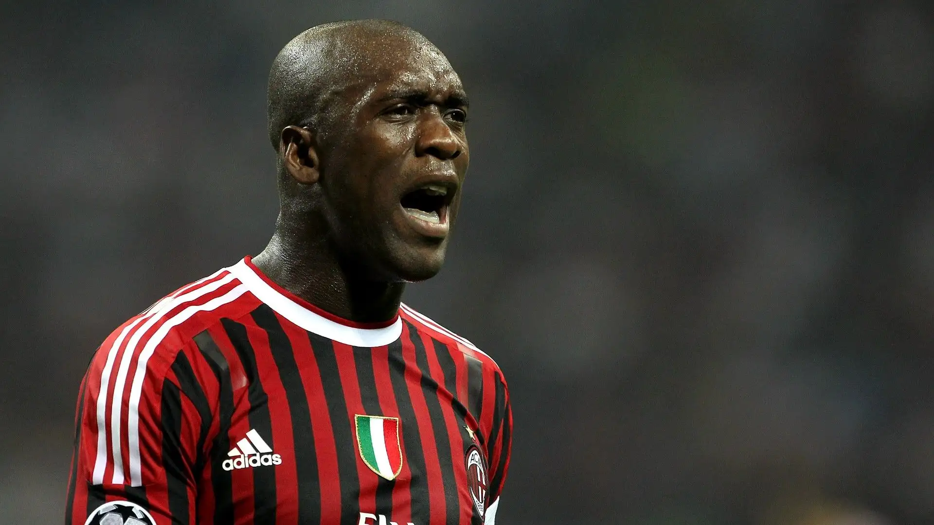 Clarence Seedorf: l'ex centrocampista, tra le altre, del Milan parla olandese, sranan tongo (una lingua parlata in Suriname), inglese, italiano, spagnolo e portoghese
