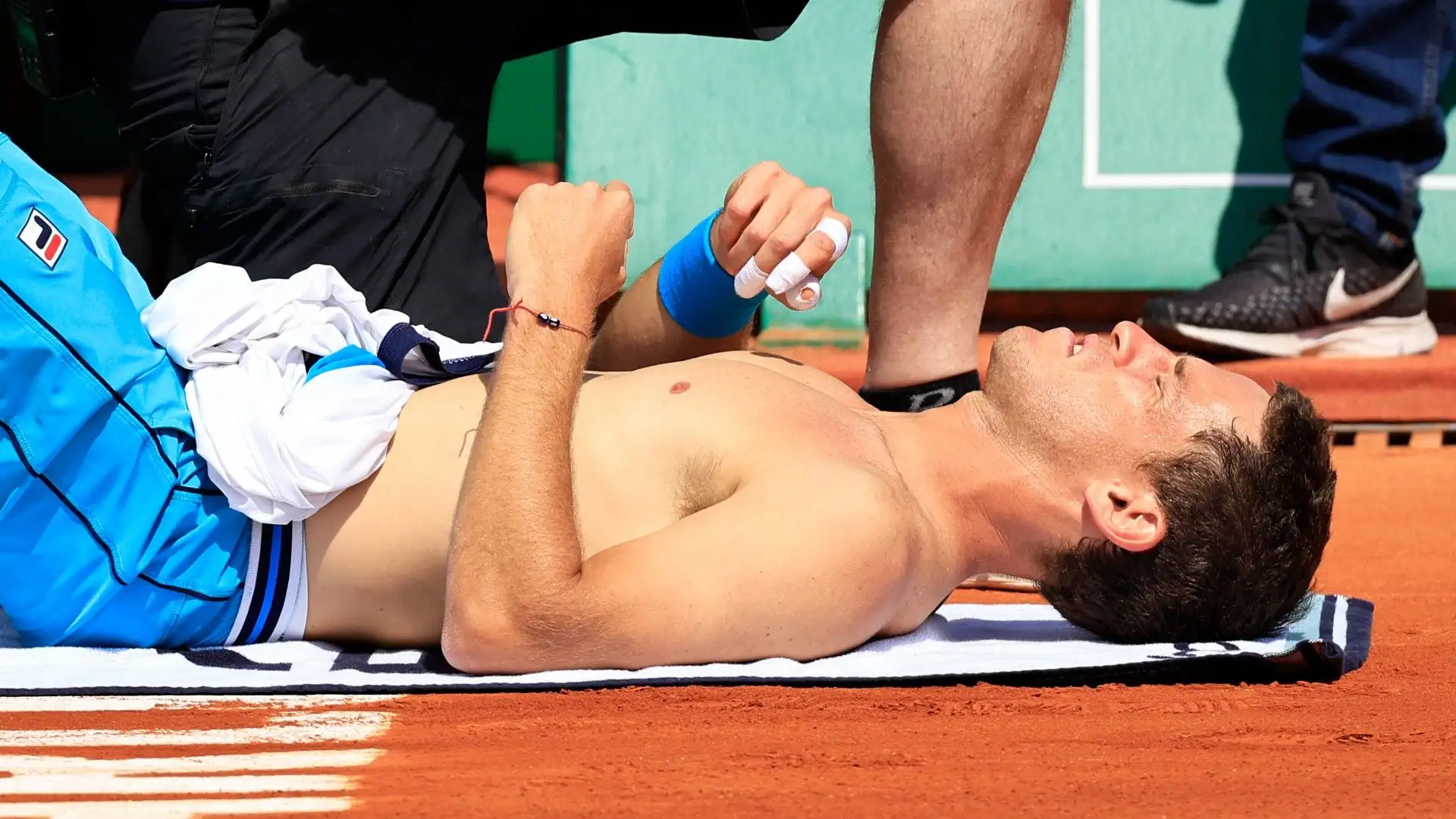 Sfortunatissimo il tennista argentino che chiude così la sua avventura ai Masters di Monte Carlo