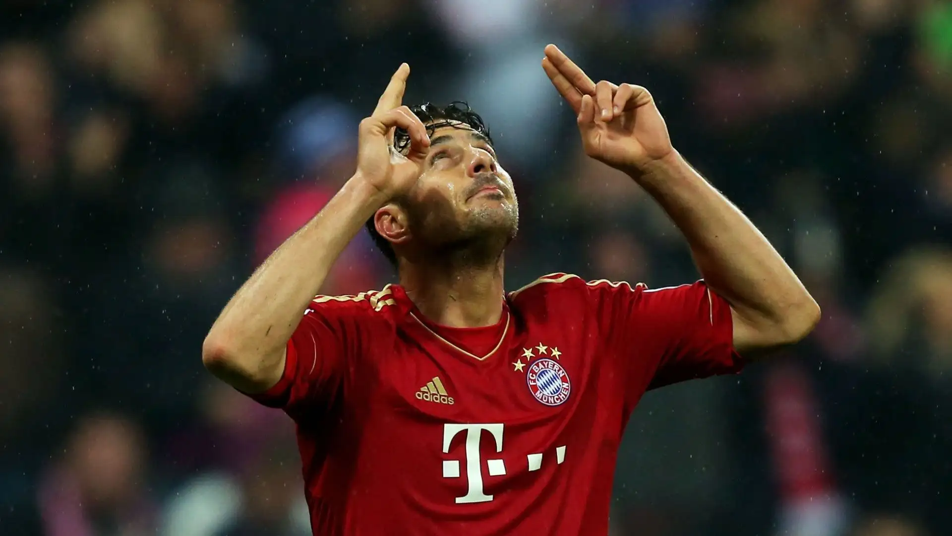 Claudio Pizarro: è il sesto miglior goleador nella storia della Bundesliga. Con Bayern Monaco, Werder Brema e Colonia ha segnato 197 gol
