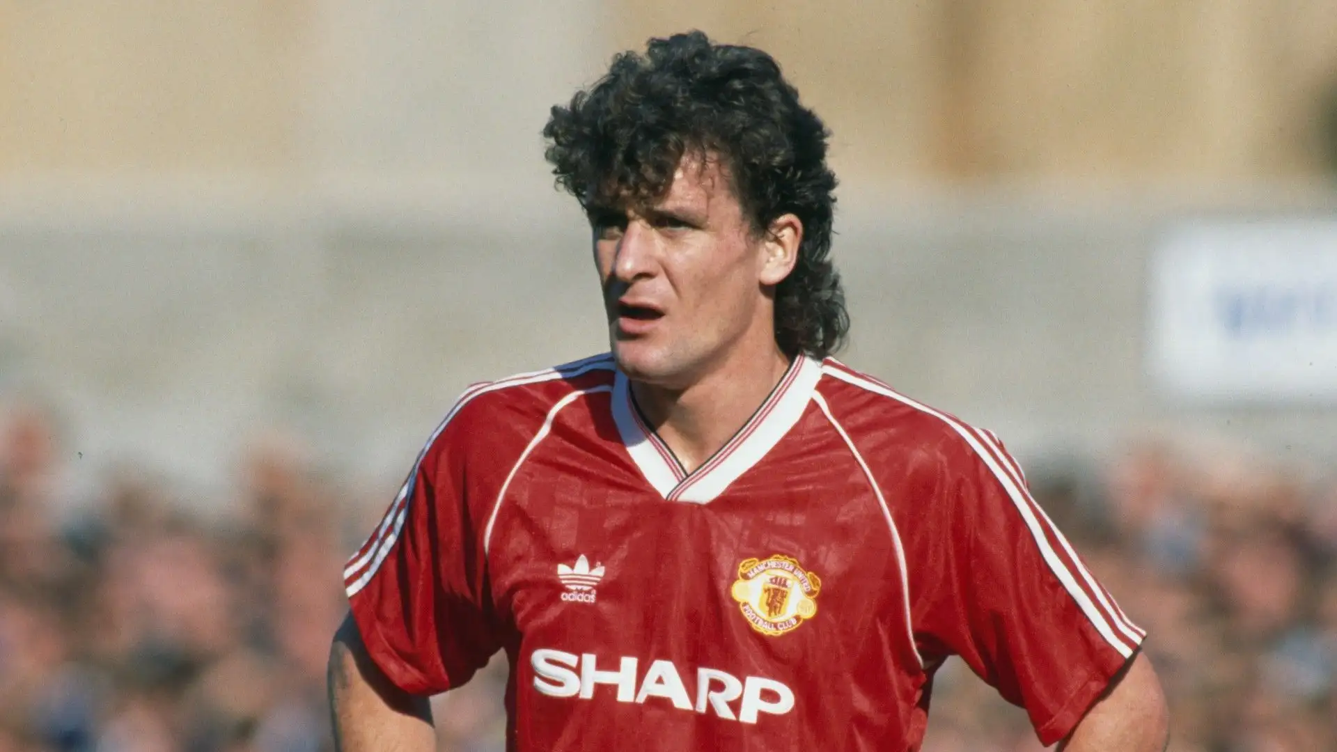 15- Mark Hughes (Manchester United, Barcellona, Bayern Monaco, Chelsea, Southampton, Everton, Blackburn)
