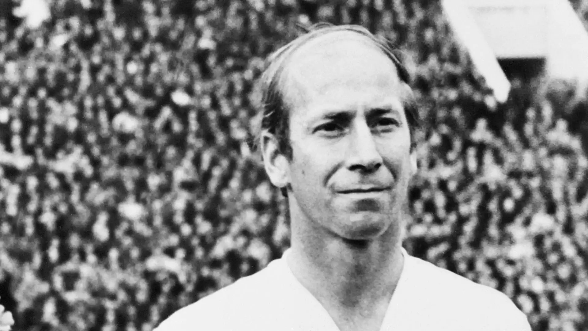 3- Bobby Charlton (Manchester United, Preston N.E., Waterford, Newcastle KB United, Perth Italia, Blacktown City)
