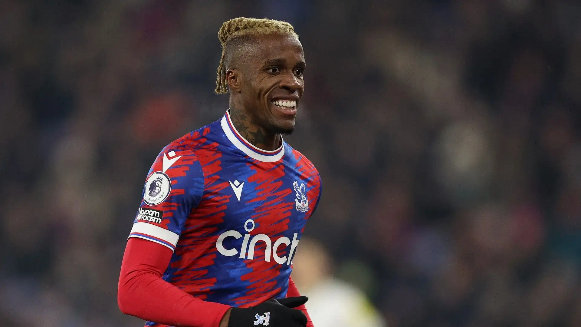 Tra il 2013 e il 2014 Zaha ha giocato per il Manchester United, poi è passato al Cardiff