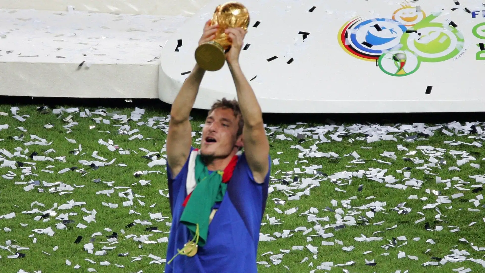 Francesco Totti: ha chiuso la carriera alla Roma dopo aver giocato oltre 610 partite con i giallorossi. Oggi ha un'agenzia di procuratori ed è alla ricerca di talenti