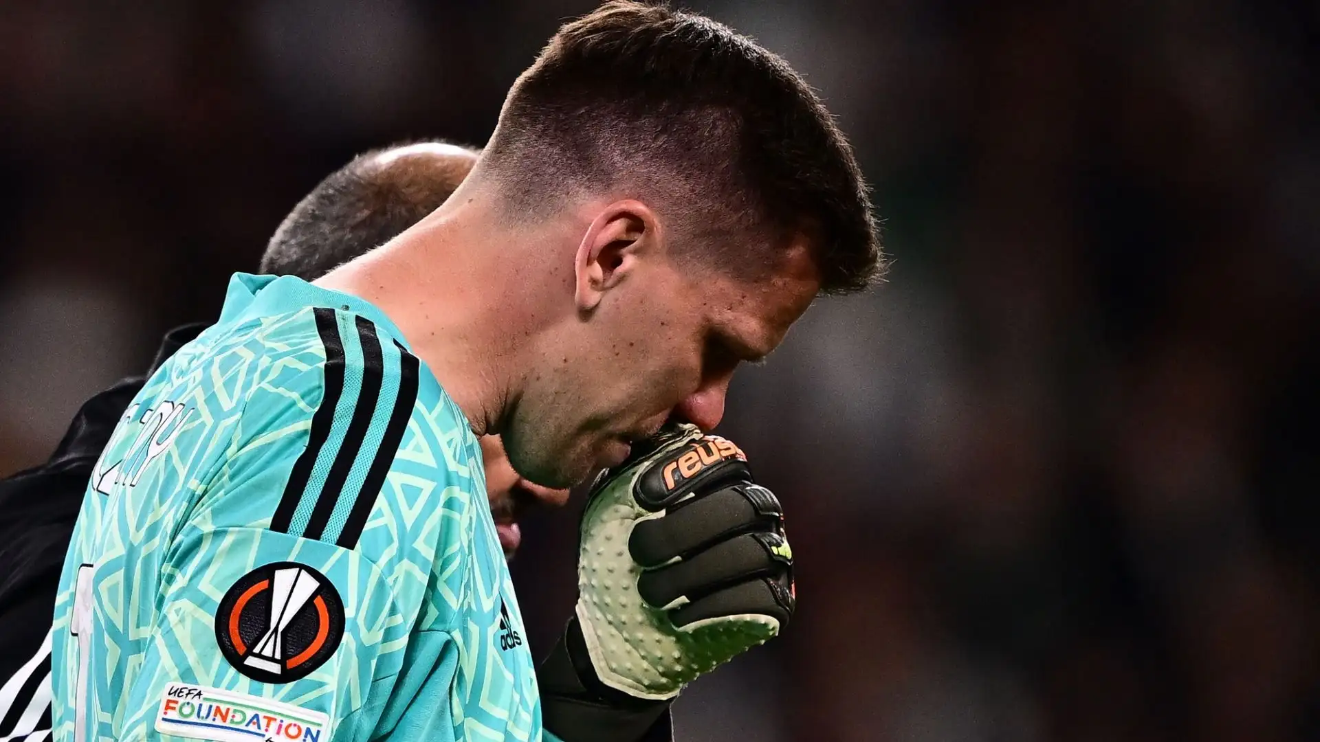 Al suo posto è entrato Mattia Perin