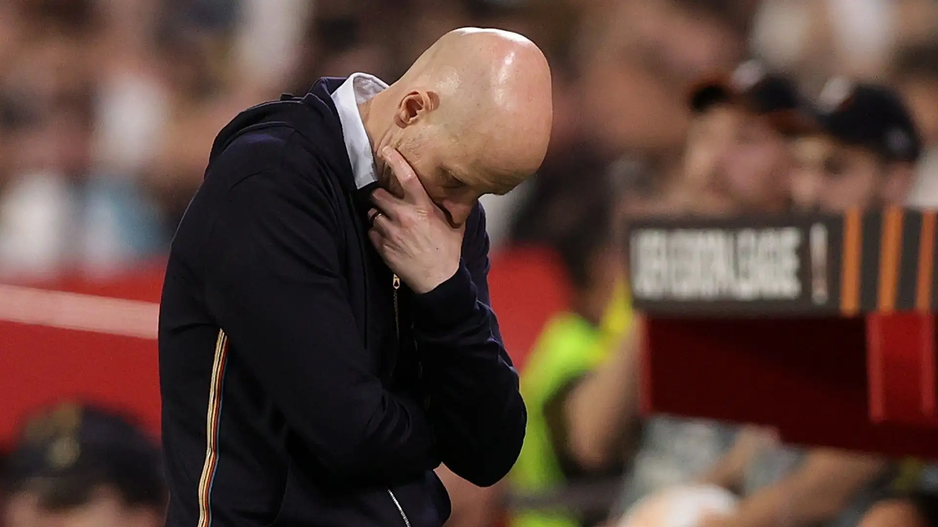 La squadra di Ten Hag è stata malamente eliminata dall'Europa League