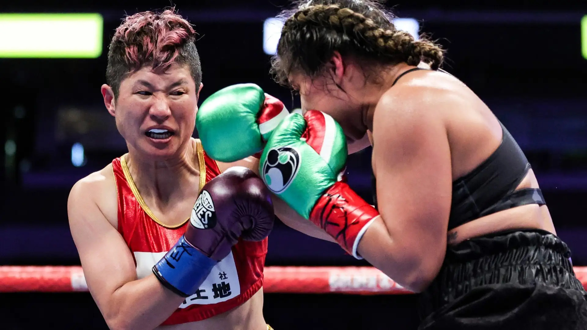 Naoko Fujioka (Giappone): 5 titoli mondiali in 5 differenti classi di peso