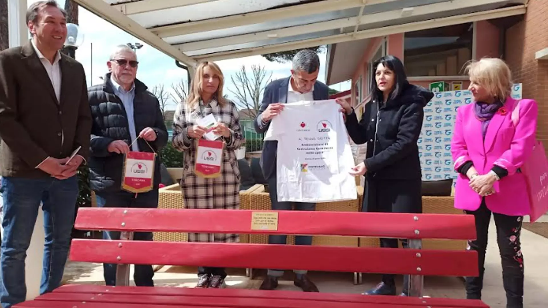 Il premio “Costruiamo gentilezza nello sport” al Tennis Giotto
