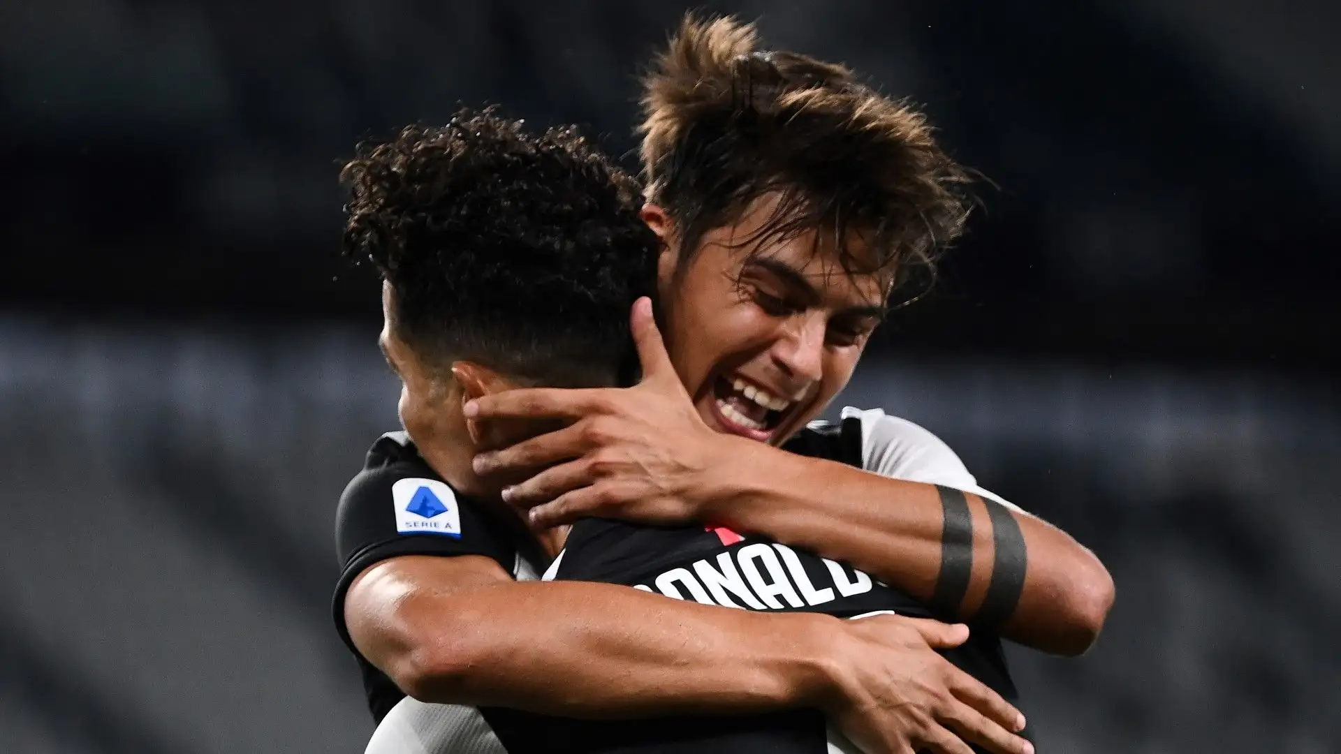 Anche Paulo Dybala non gioca più alla Juventus: ora indossa la maglia giallorossa della Roma