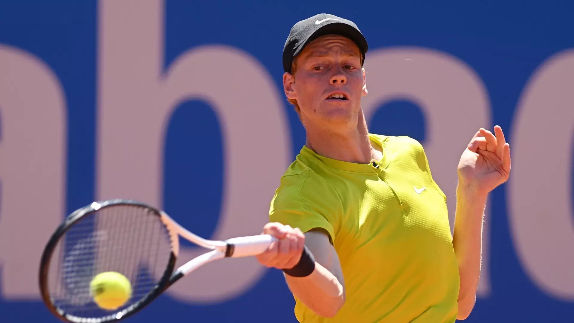 Jannik Sinner parte forte nel primo set contro Schwartzman