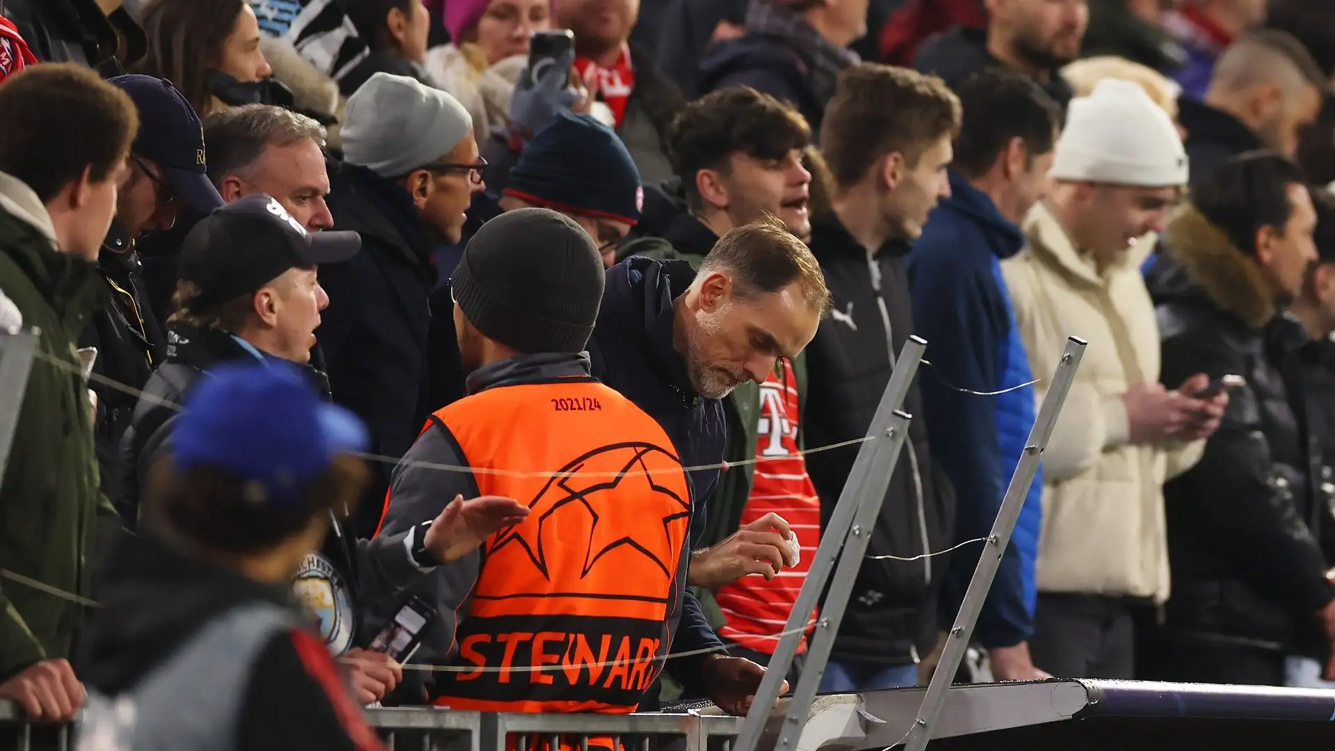 Molti tifosi del Bayern Monaco sono rimasti sorpresi dall'avere vicino l'allenatore tedesco