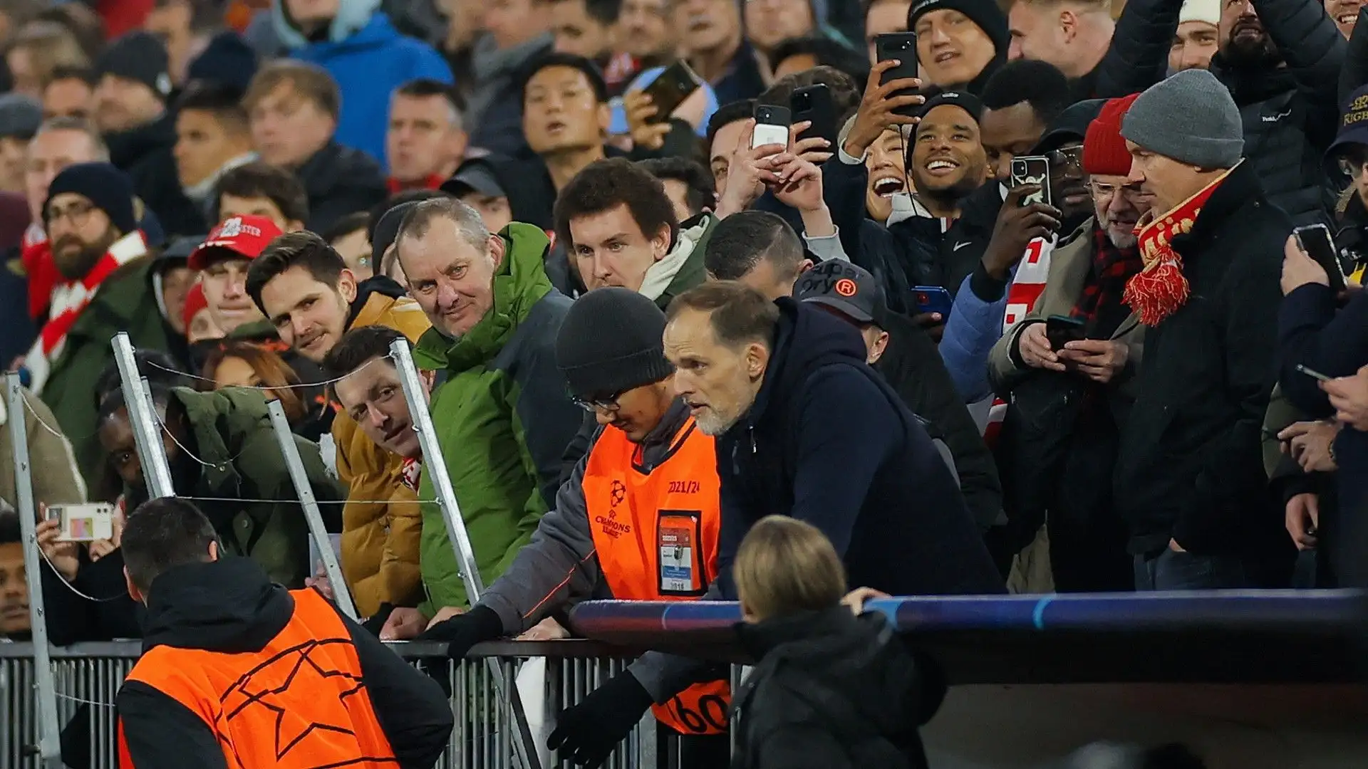 Thomas Tuchel è stato espulso e quindi ha continuato ad allenare dalla tribuna