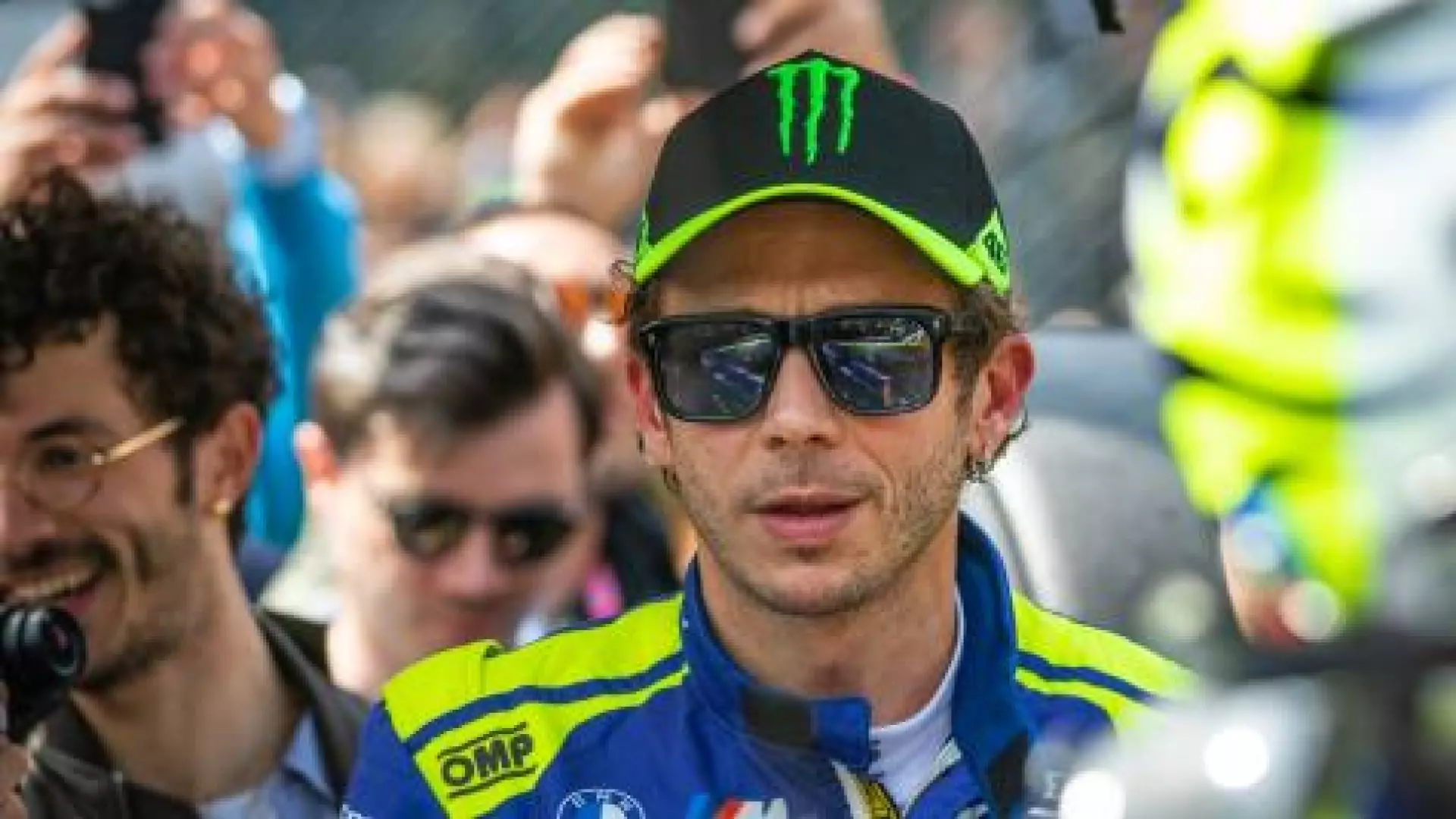 Valentino Rossi prenota un posto al ‘Meazza’, forse due