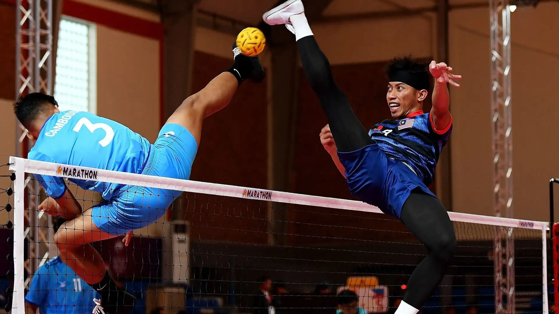 La squadra che vince due set vince la partita: si vince un set quando si arriva a 21 punti