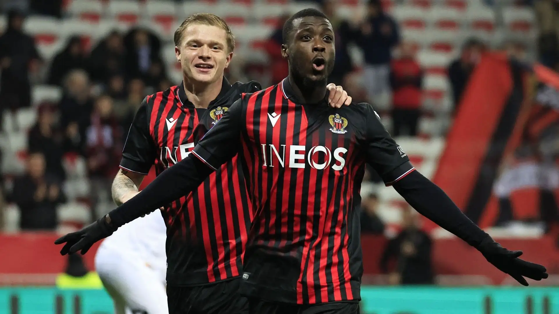 Nicolas Pépé: acquistato nel 2019 per 80 milioni di euro, in Inghilterra non è quasi mai riuscito ad esprimersi al meglio. Sarà venduto anche perchè in scadenza nel 2024
