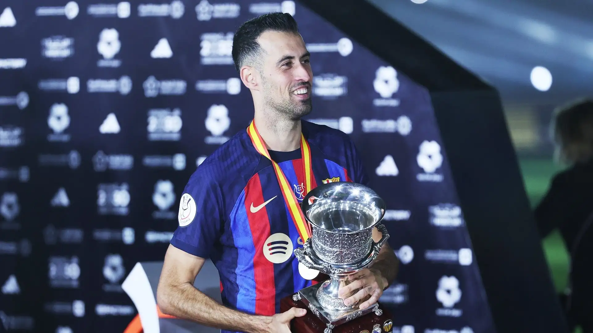 Sergio Busquets con la maglia del club catalano ha vinto anche 3 Champions League