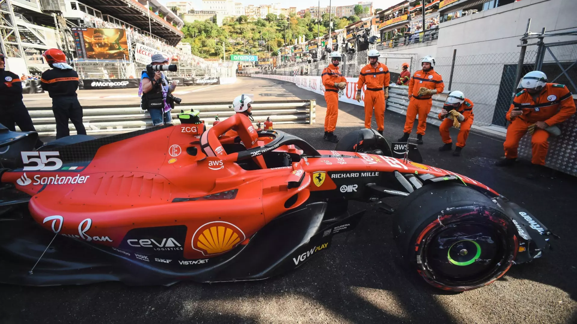 F1, Ferrari: Carlos Sainz fa mea culpa per l’incidente in FP2