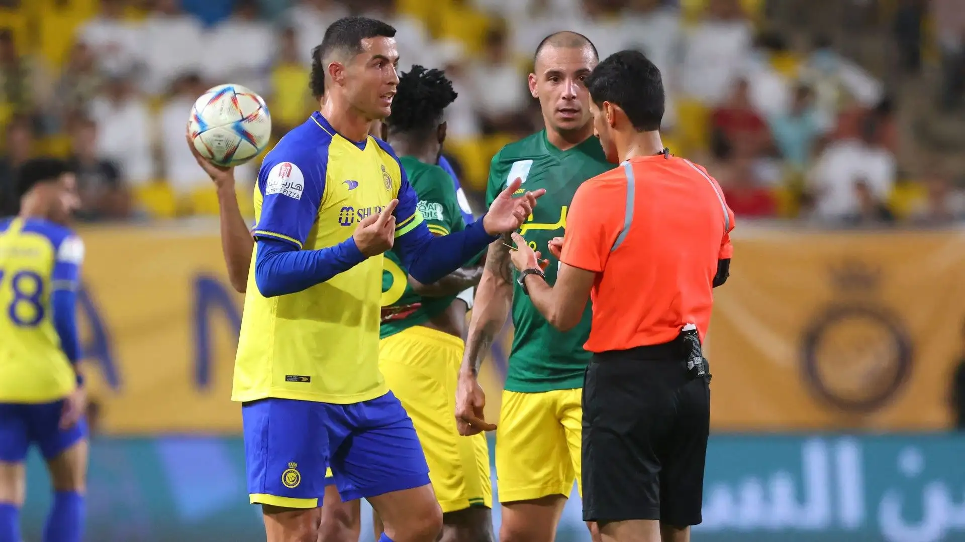 In più di una partita Cristiano Ronaldo ha litigato con gli arbitri