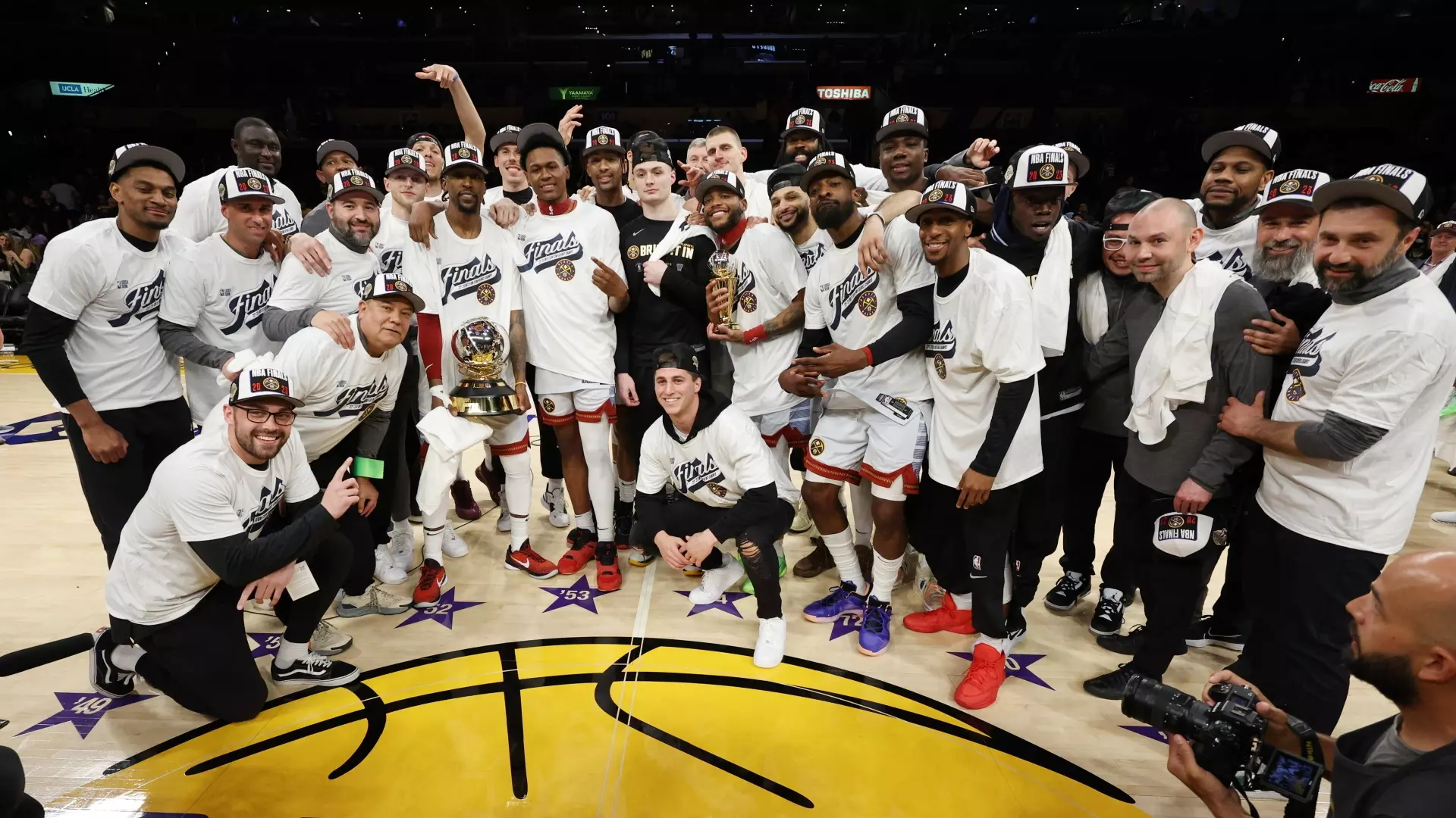 Play-off NBA: Denver alle Finals, LA Lakers eliminati 4-0