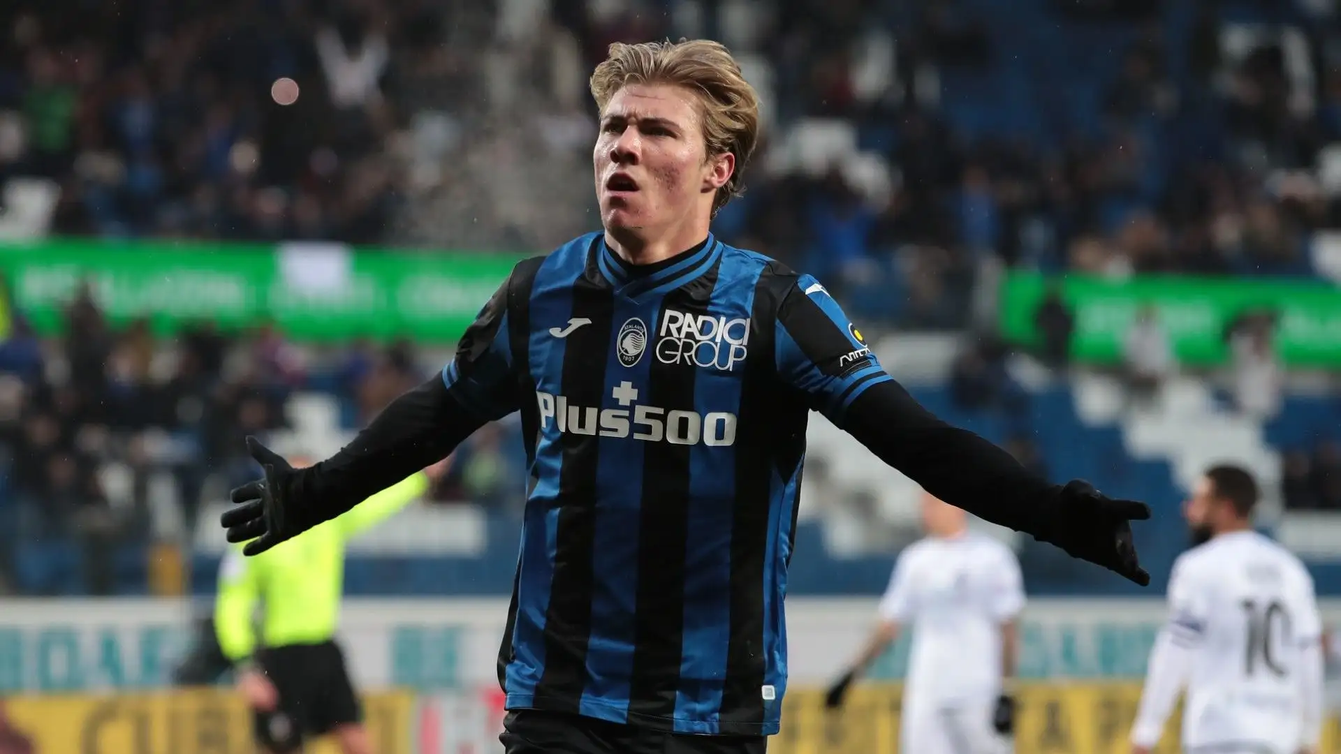 In caso di addio di Vlahovic, la Juventus presenterà un'offerta all'Atalanta 