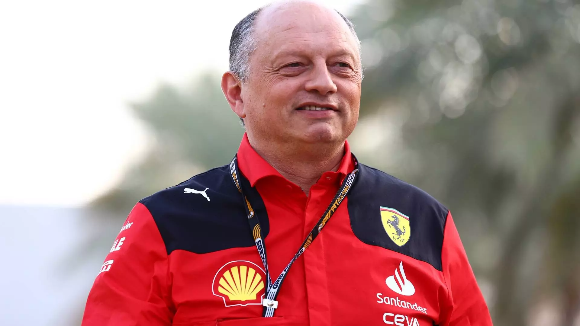 Ferrari, Frederic Vasseur fa un’ammissione su Lewis Hamilton