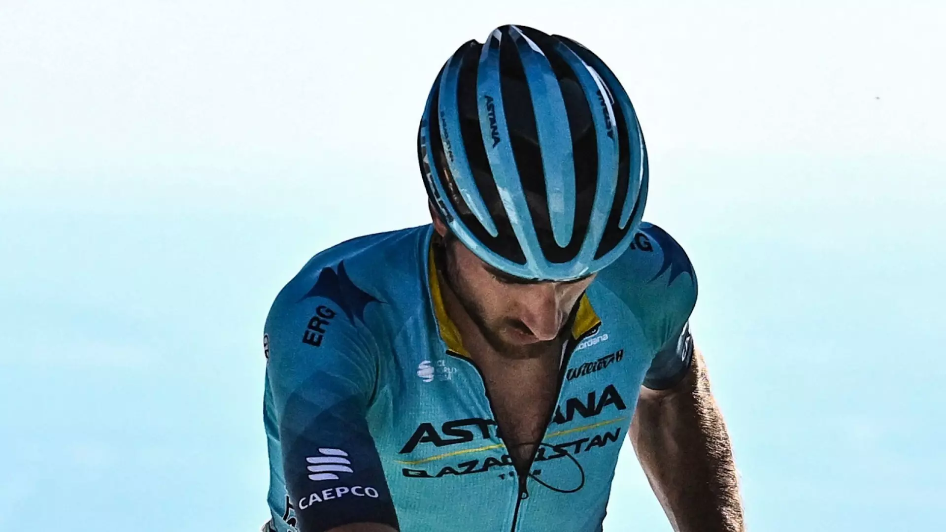 Giro d’Italia, Gianni Moscon durissimo sulla decisione di accorciare la tappa