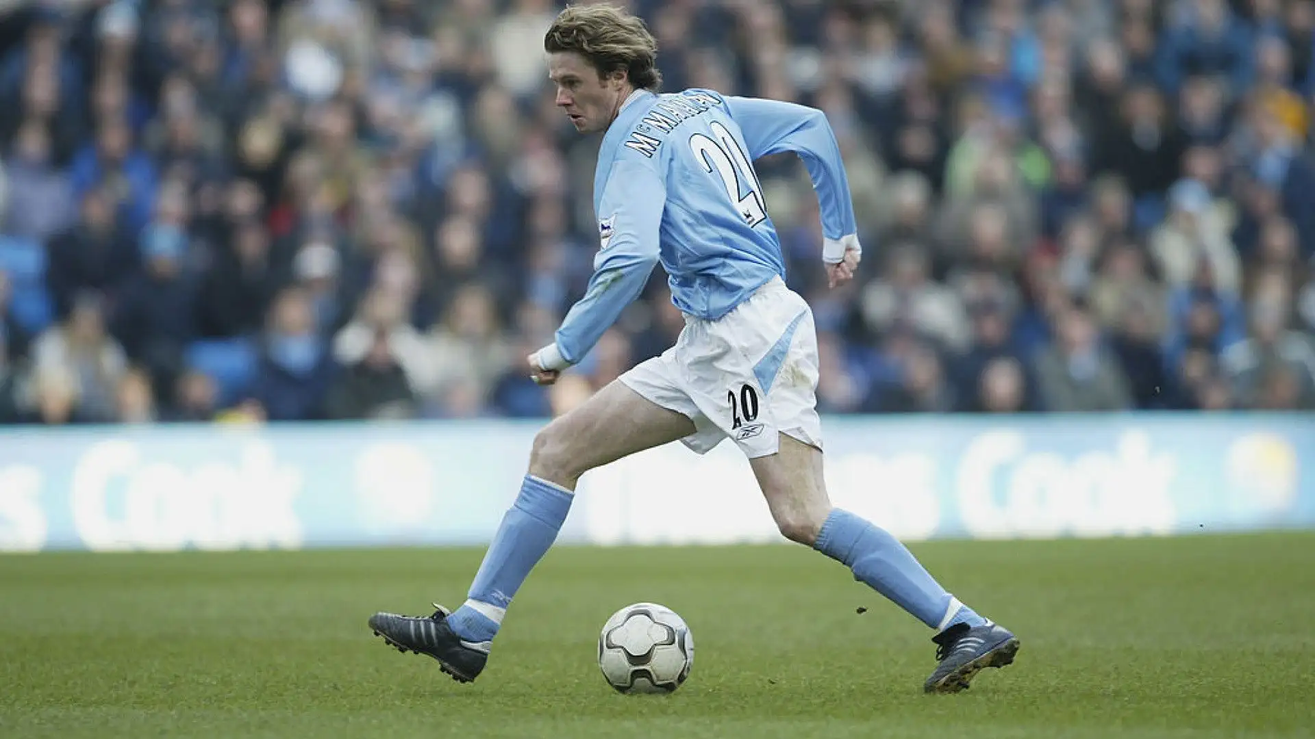 Dal 2003 al 2005 ha chiamato "casa" l'Etihad Stadium