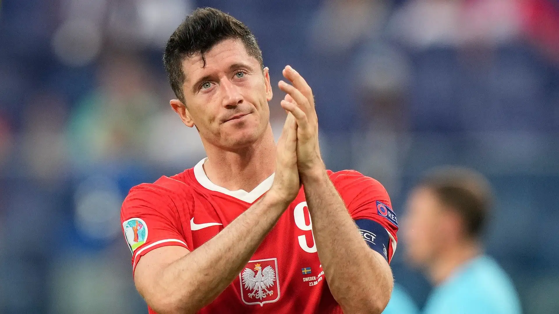 Robert Lewandowski - L'attaccante polacco ha mostrato una straordinaria capacità di segnare gol vincendo il premio FIFA del miglior giocatore dell'anno nella stagione 2020/21
