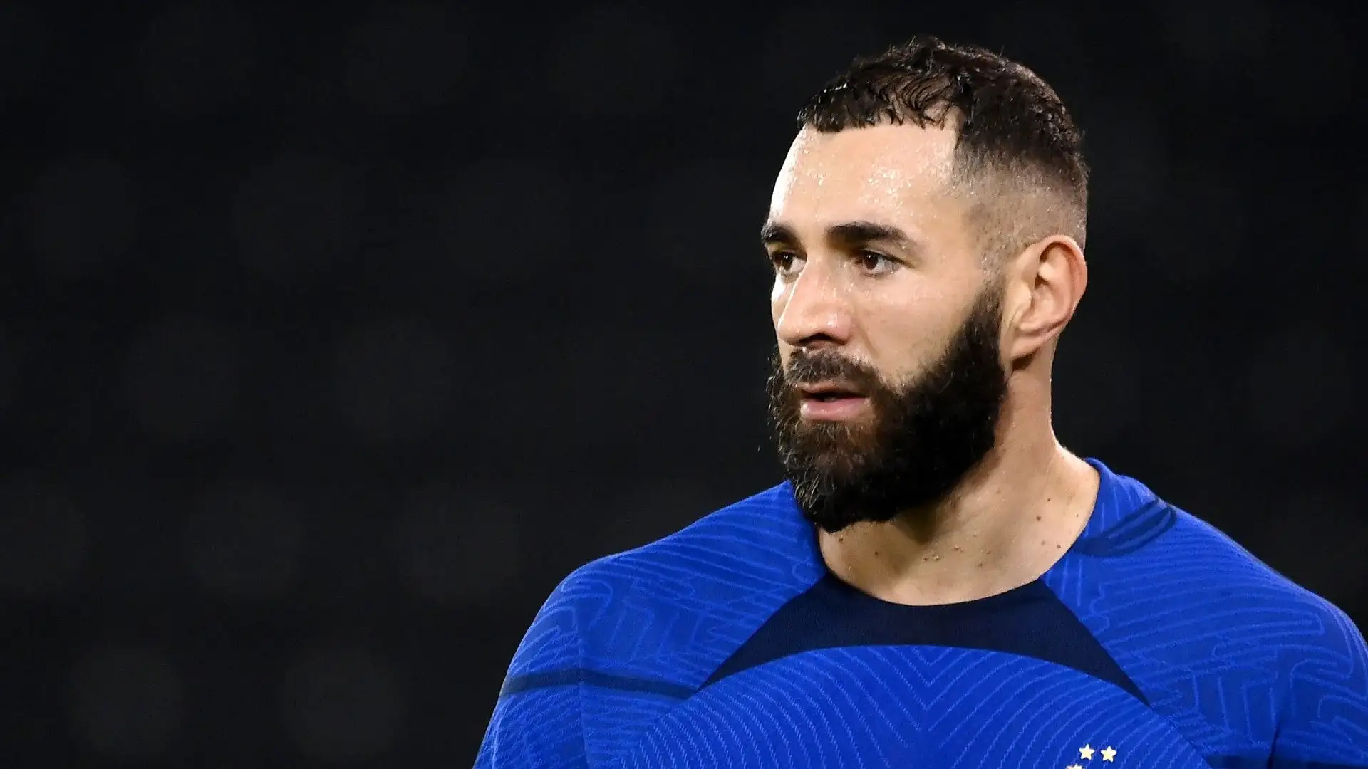 Karim Benzema - L'attaccante francese è stato un pilastro del Real Madrid negli ultimi 10 anni, segnando gol importanti e vincendo l'ultimo Pallone d'Oro
