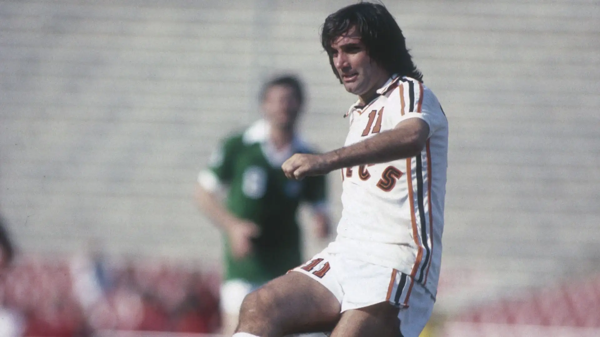 8- George Best