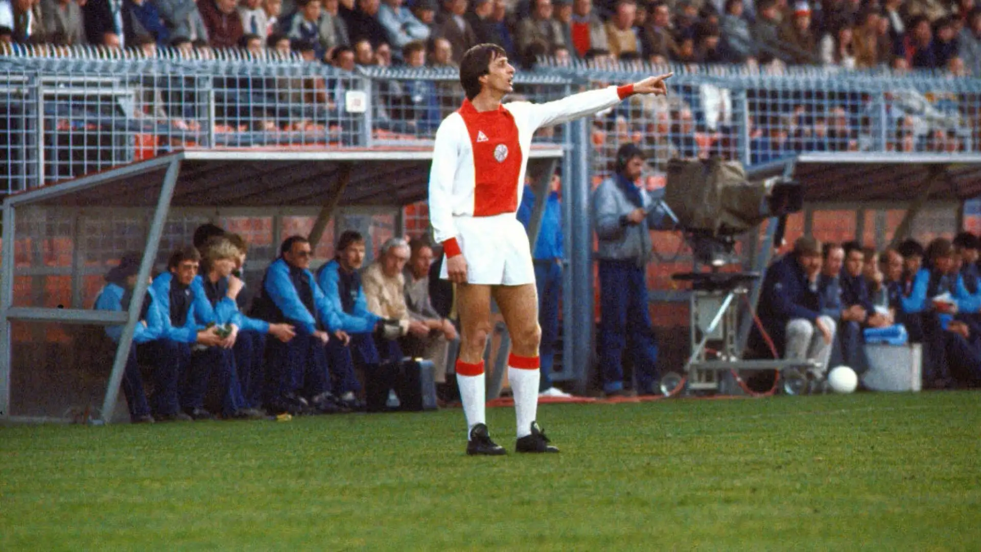 6- Johan Cruijff
