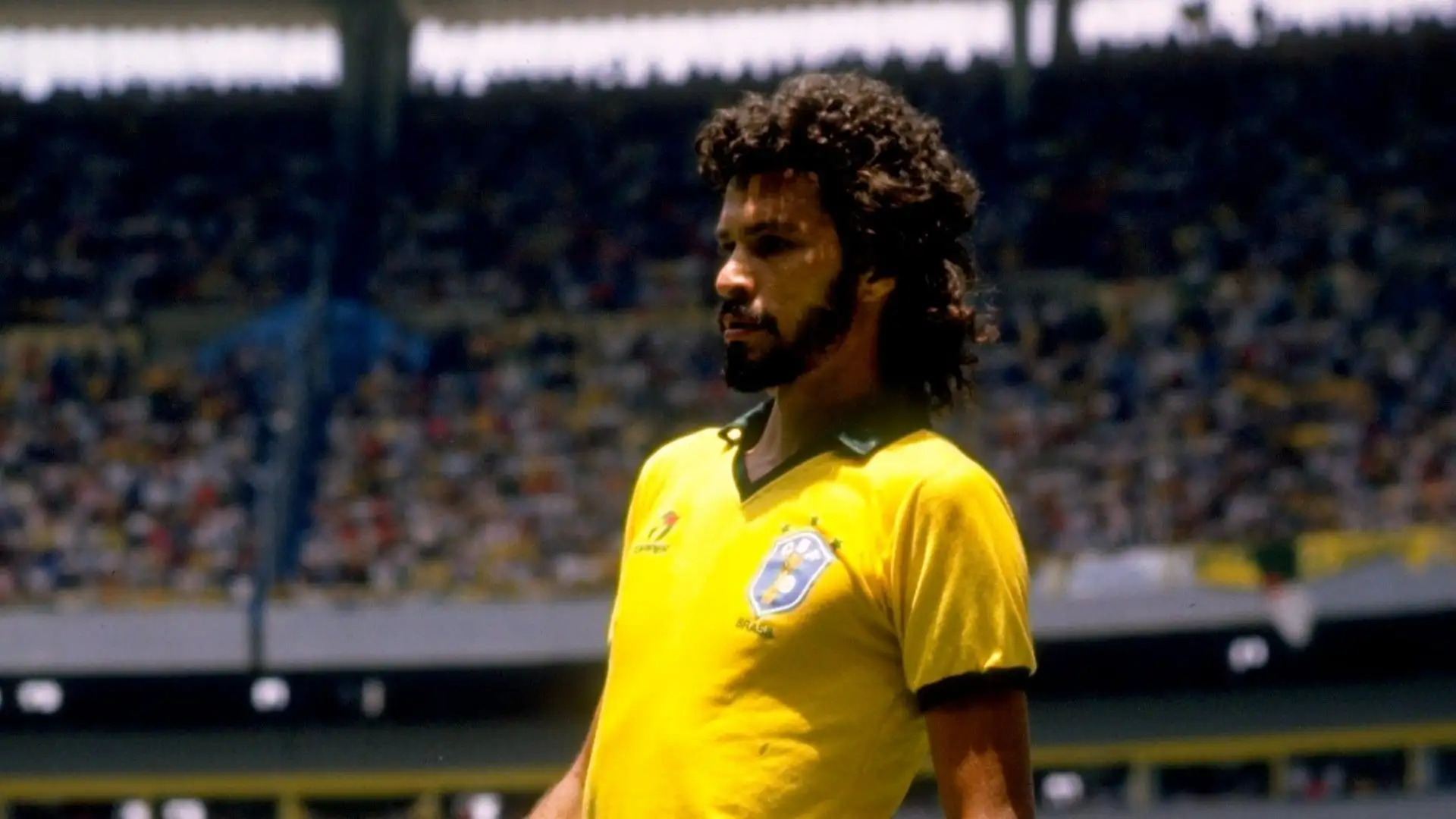 10- Sócrates (Brasile)
