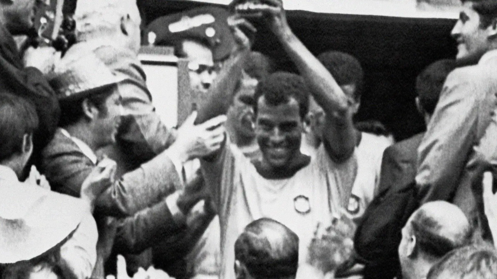 9- Carlos Alberto (Brasile)
